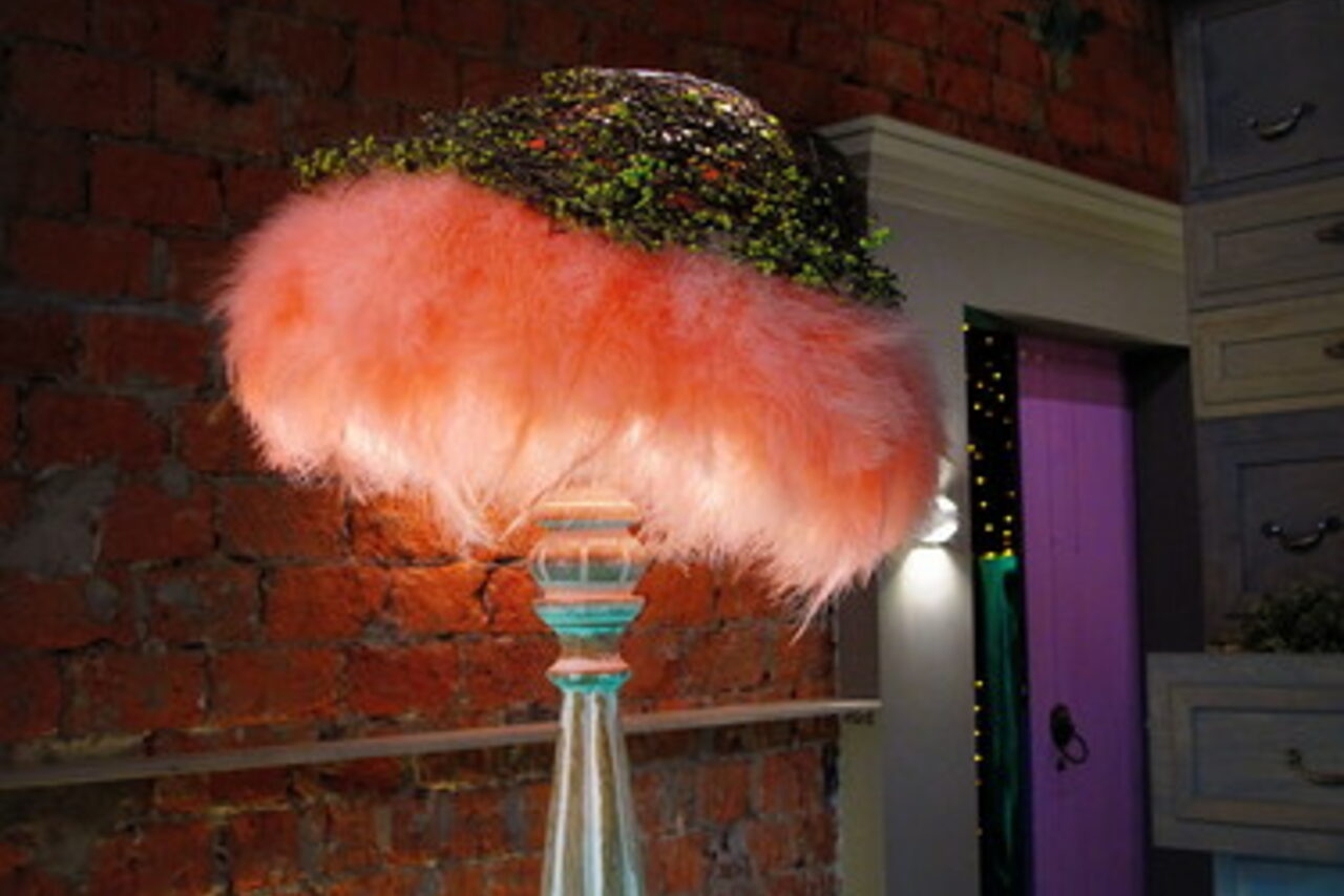 Арендовать Locker Quest Bar  