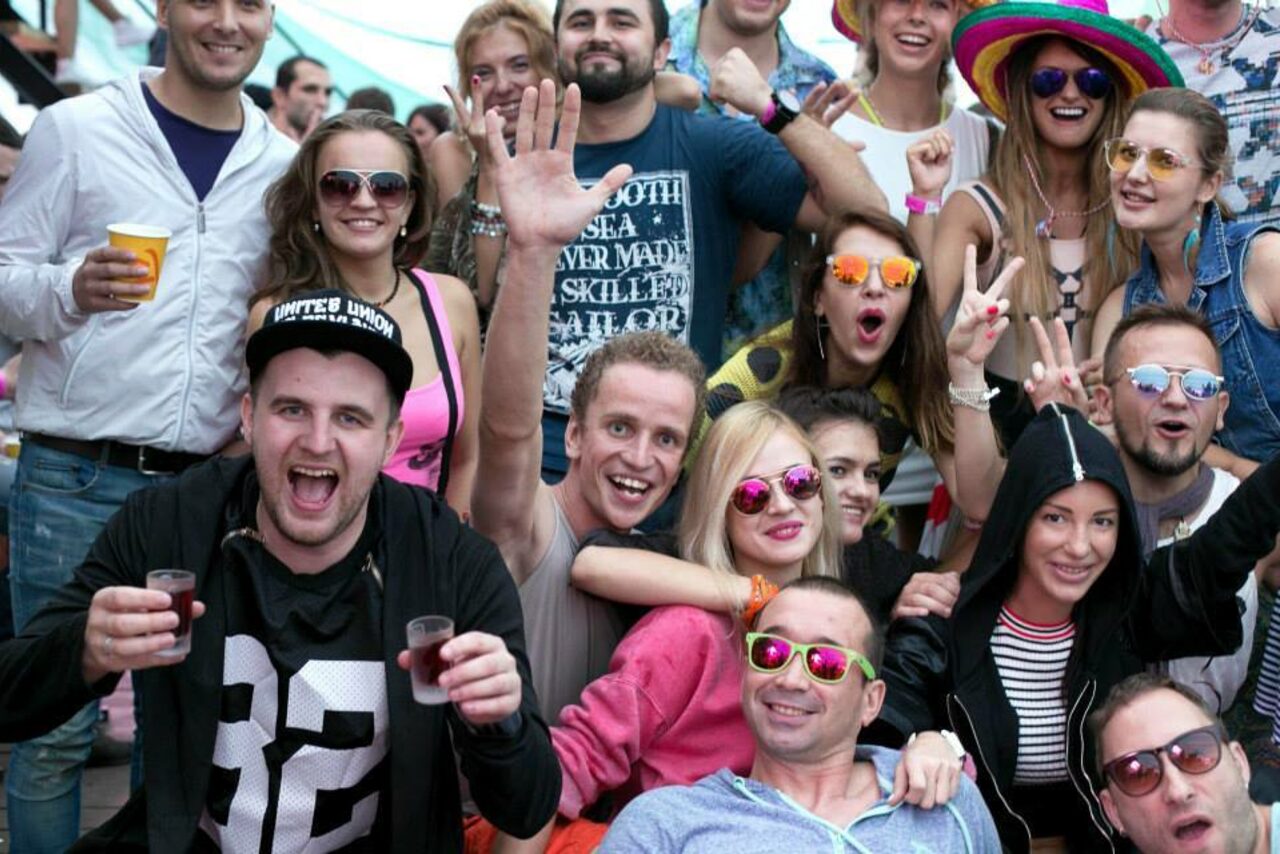 Арендовать Level 19. Крыша для вечеринок