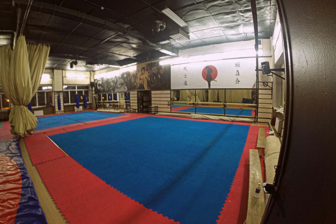 Арендовать СПОРТИВНЫЙ ЦЕНТР "ЭСКАЛИБУР"