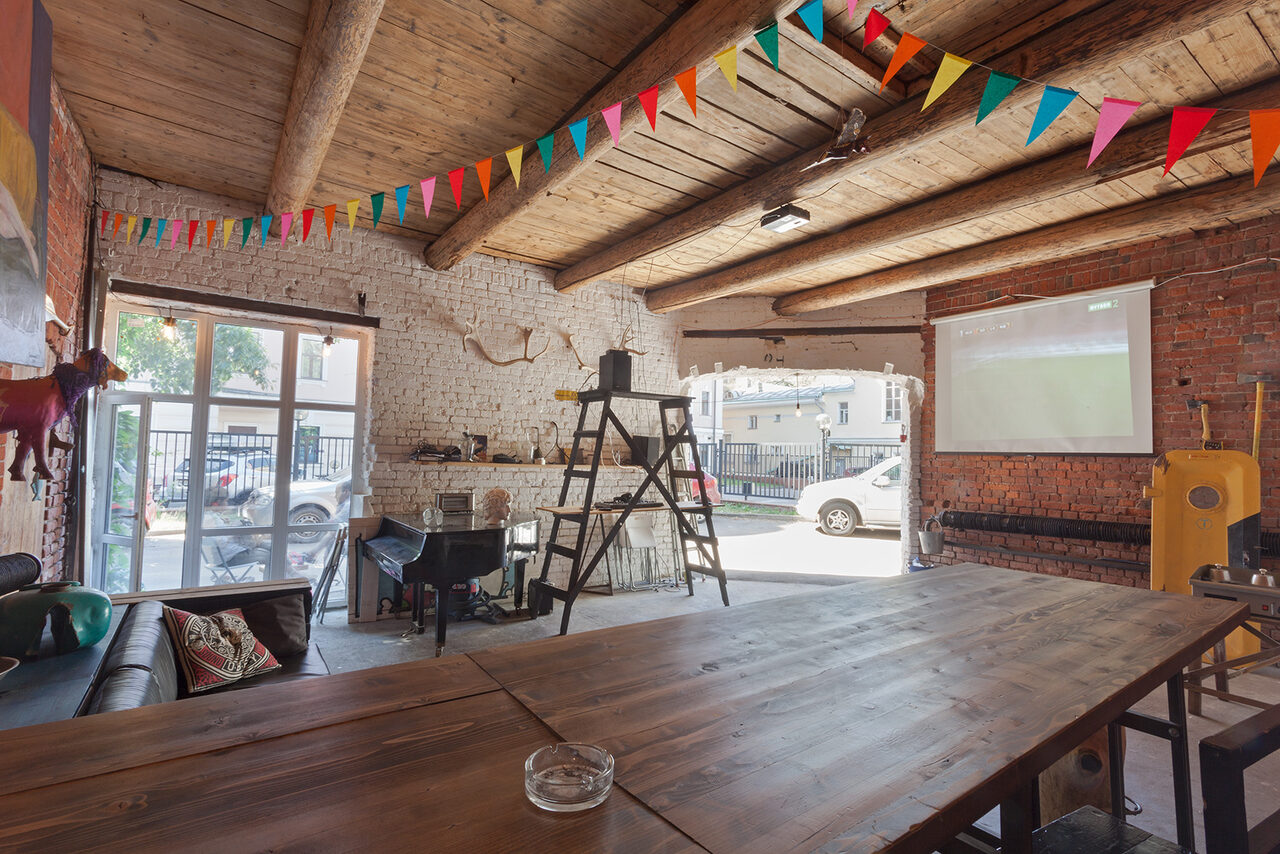 Арендовать Гараж в стиле Лофт на Садовом