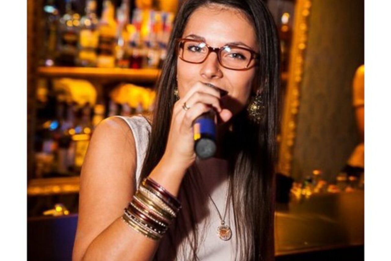 Арендовать Клубное пространство с караоке