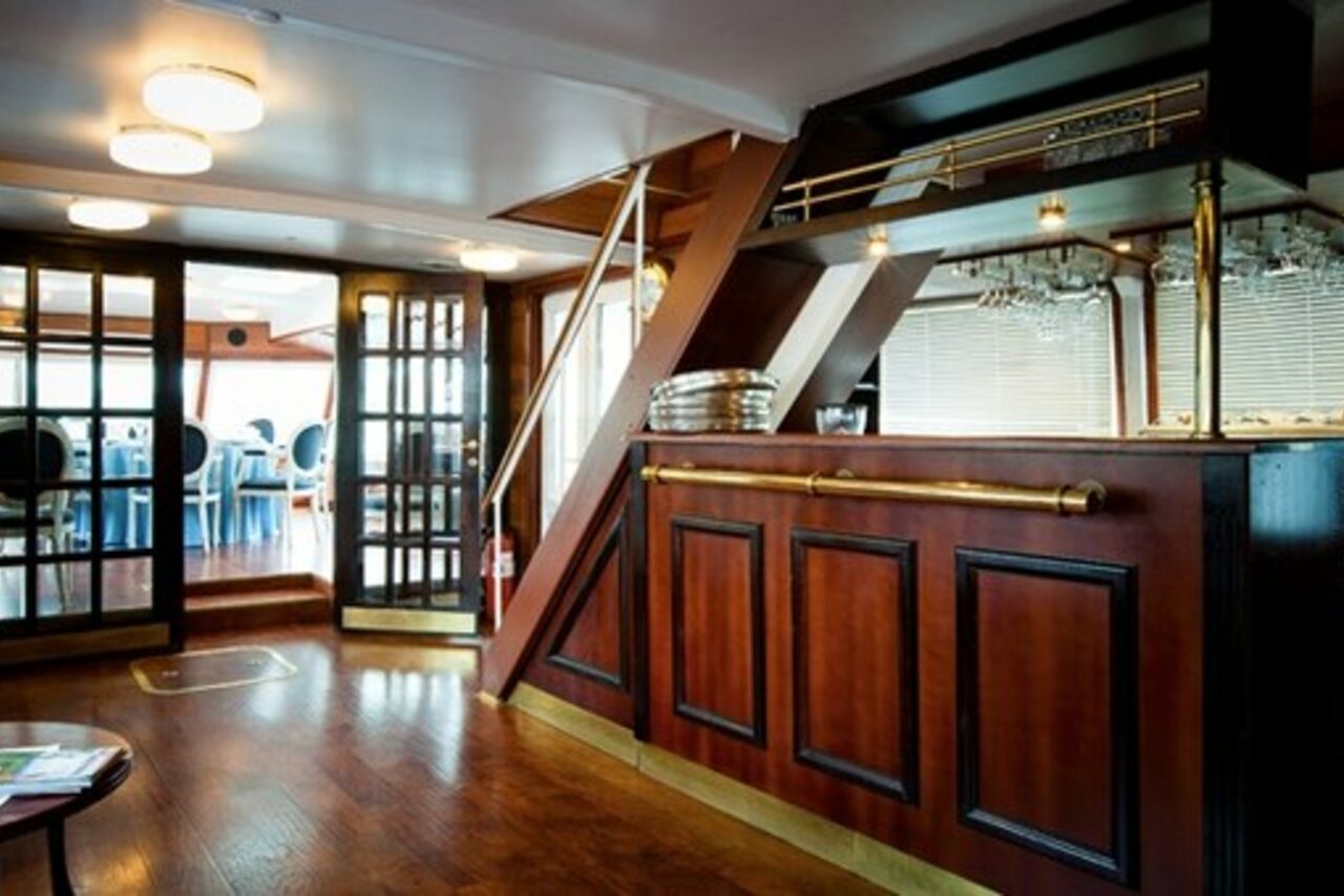 Арендовать Теплоход Notte Bianca