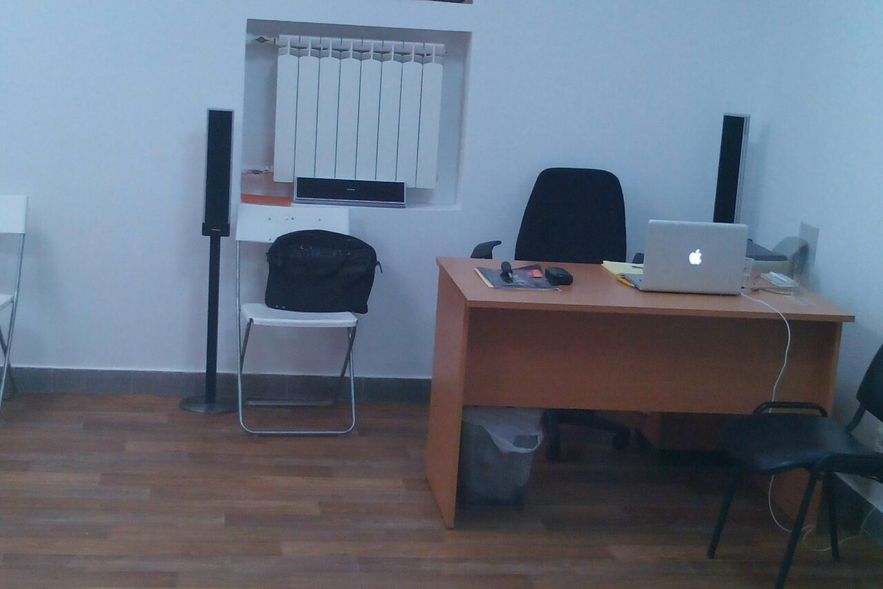 Арендовать Школа музыки VoIcecontact Зал с камерой и быстрым интернетом