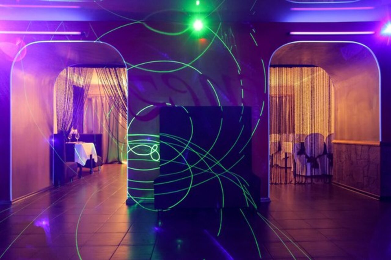 Арендовать Рестобар Мойка