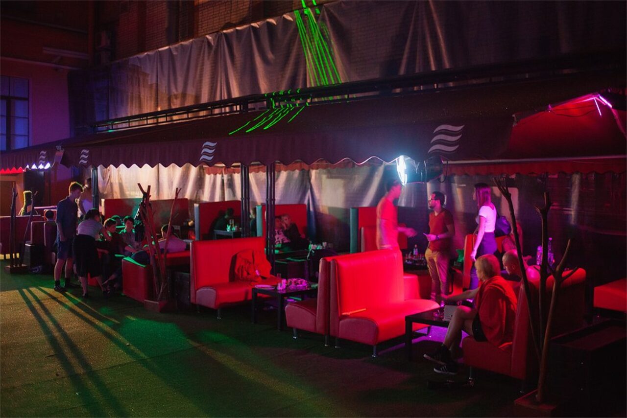 Арендовать Рестобар Мойка