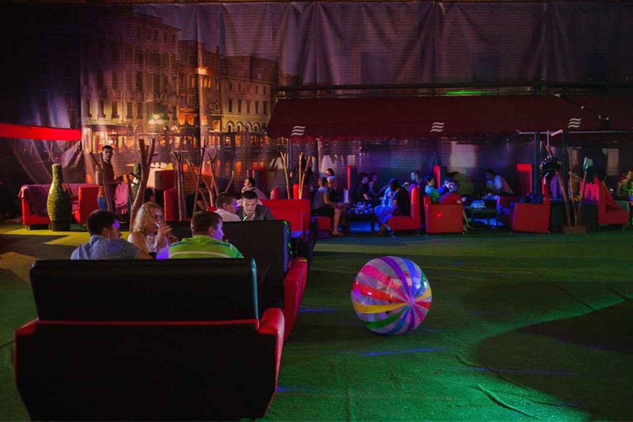 Арендовать Рестобар Мойка