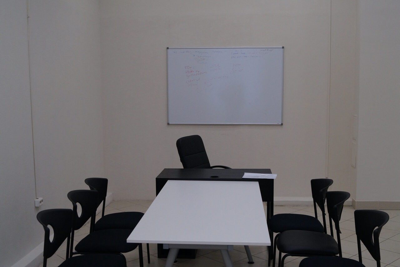 Арендовать У фонтана