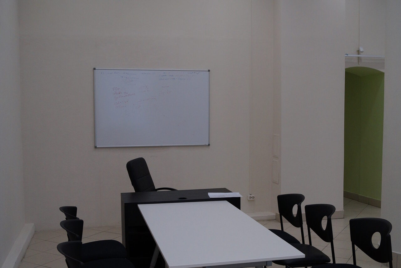 Арендовать У фонтана