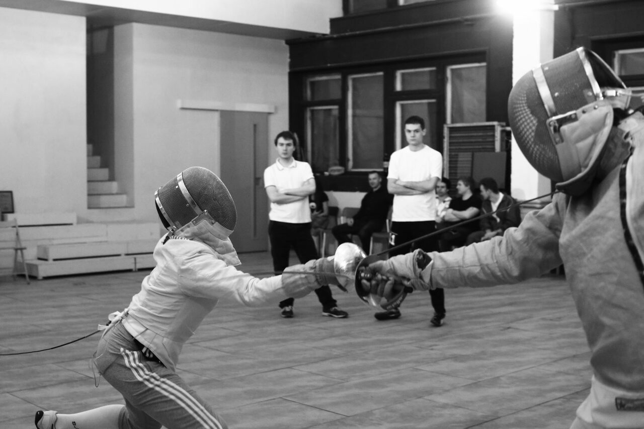 Арендовать Большой зал с передвижной кран балкой