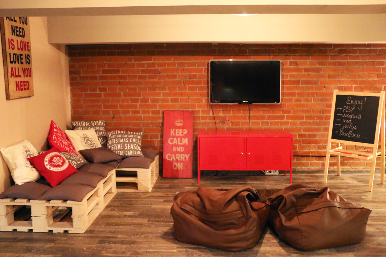 Арендовать The Loft Club Лофт: 2 этажа, сцена, танцпол