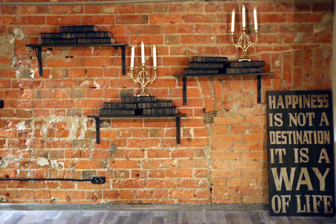 Арендовать The Loft Club Лофт: сцена, лаундж-зона, танцпол