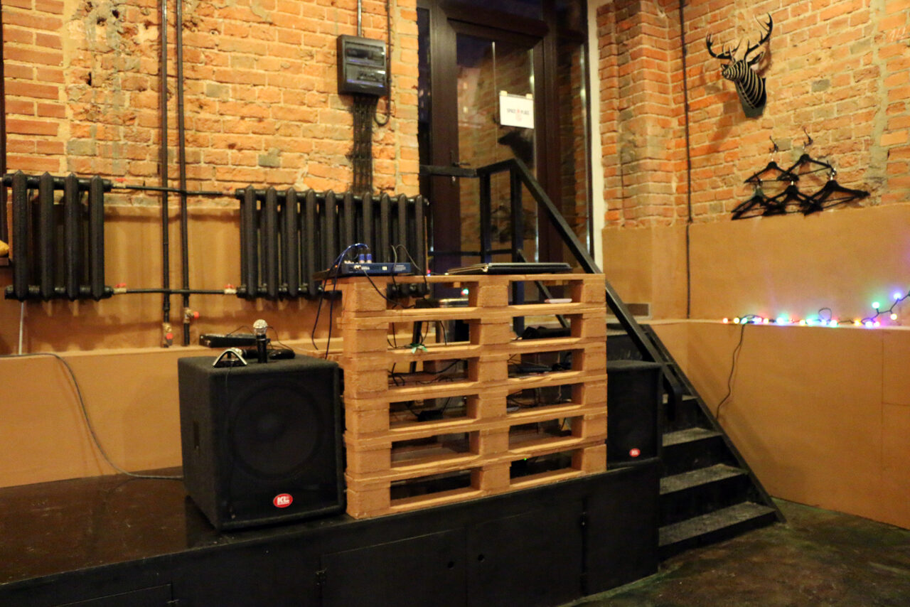 Арендовать The Loft Club Лофт: сцена, лаундж-зона, танцпол