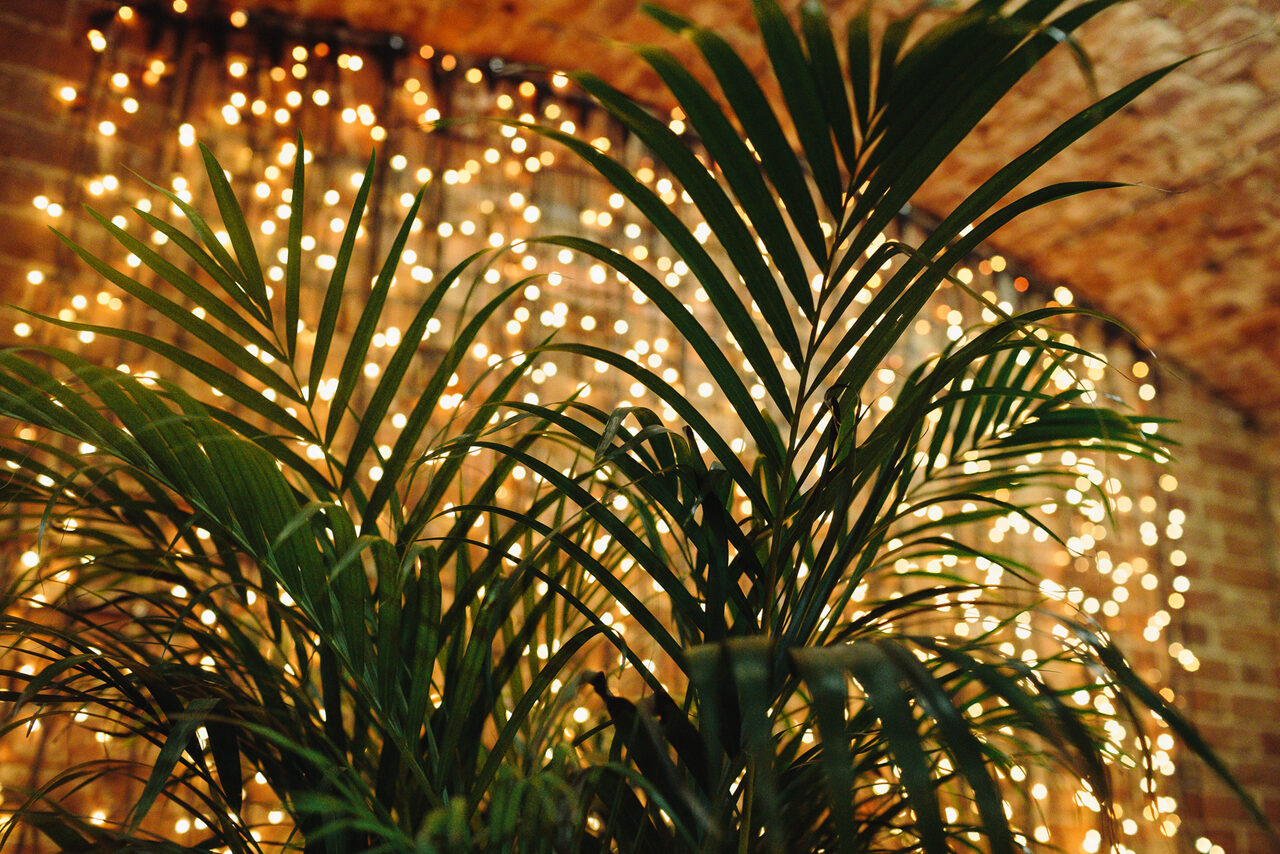 Арендовать Otherside Арт-лофт с кирпичными сводами на Невском проспекте