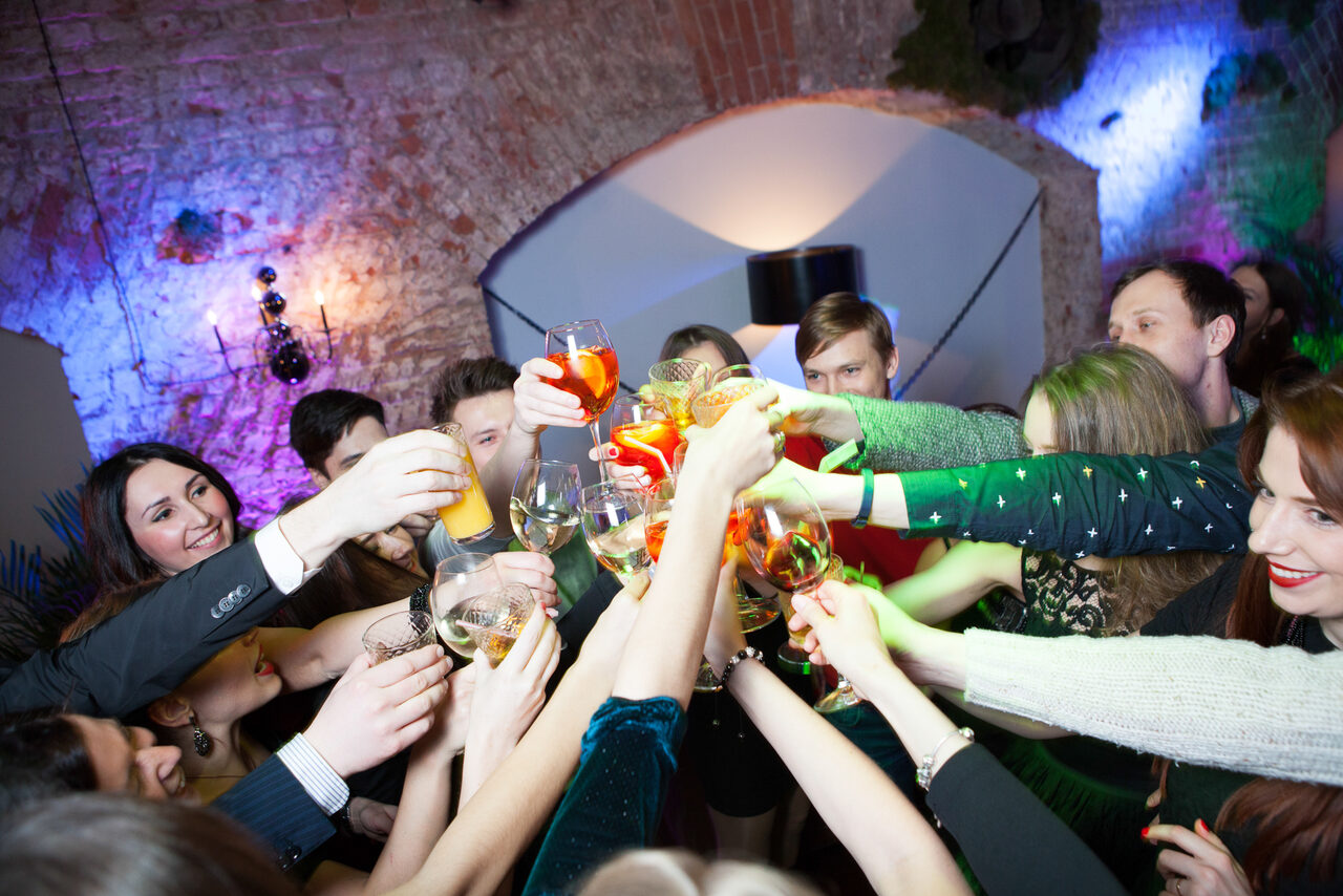 Арендовать Управление DEEP SPACE Loft & kitchen