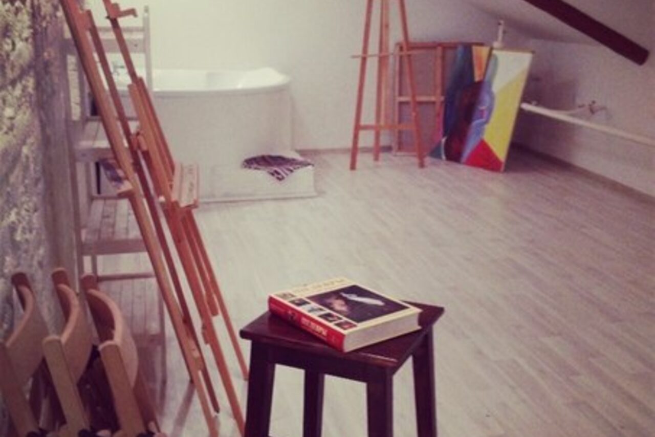 Арендовать Арт-мансарда 10 минут от метро