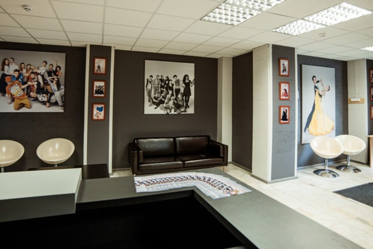 Арендовать Резиденция танцев Спортзал в танцевальном центре