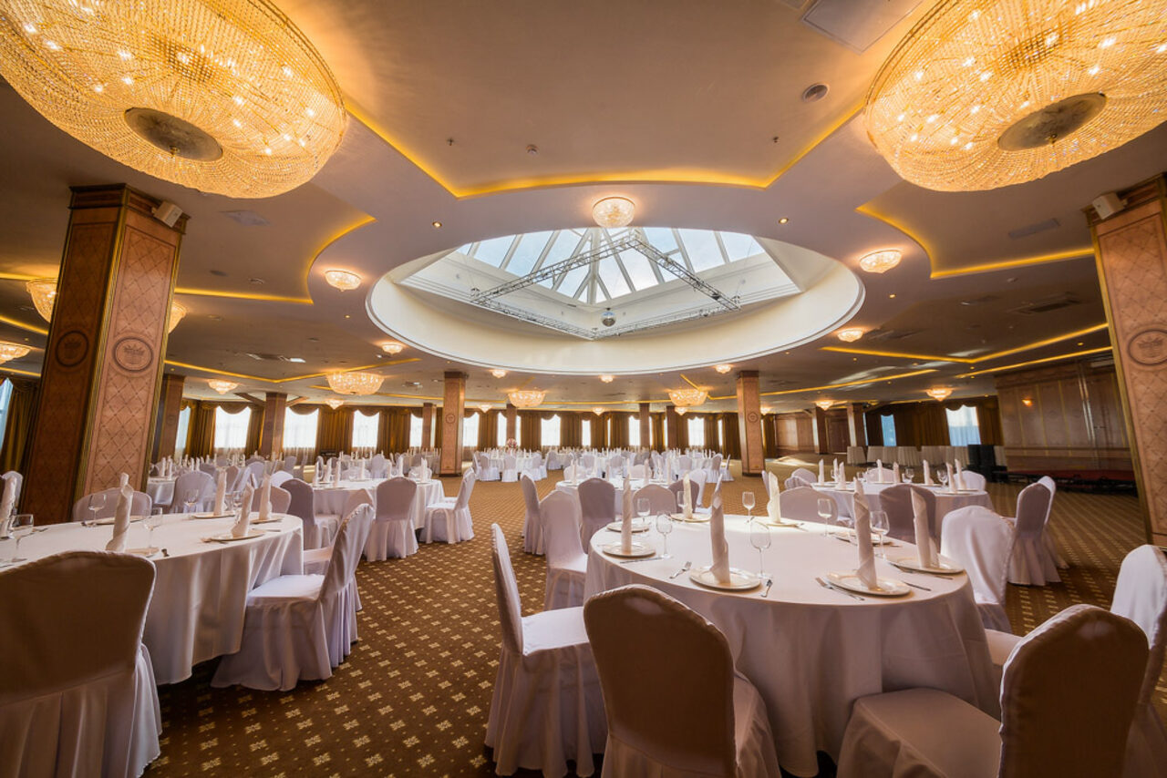 Арендовать PRIME HALL Банкетный зал до 850 человек