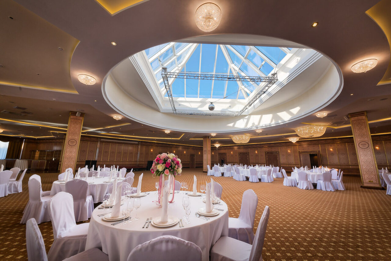 Арендовать PRIME HALL Банкетный зал до 850 человек