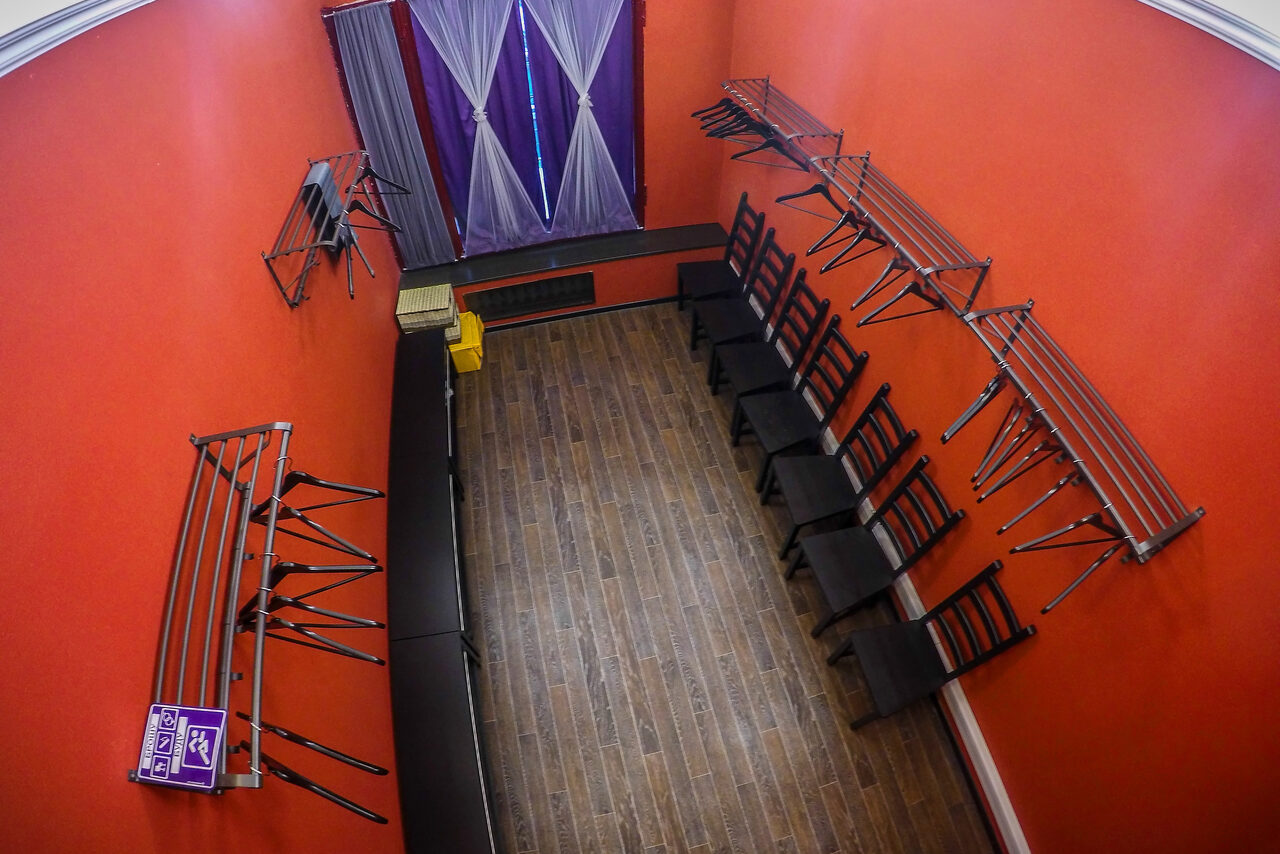 Арендовать Anix dance