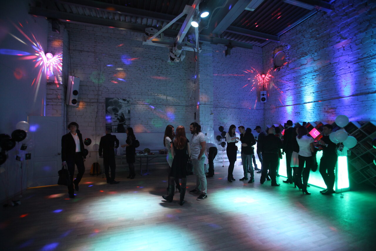 Арендовать Лофт Моя Студия с включенным фуршетом