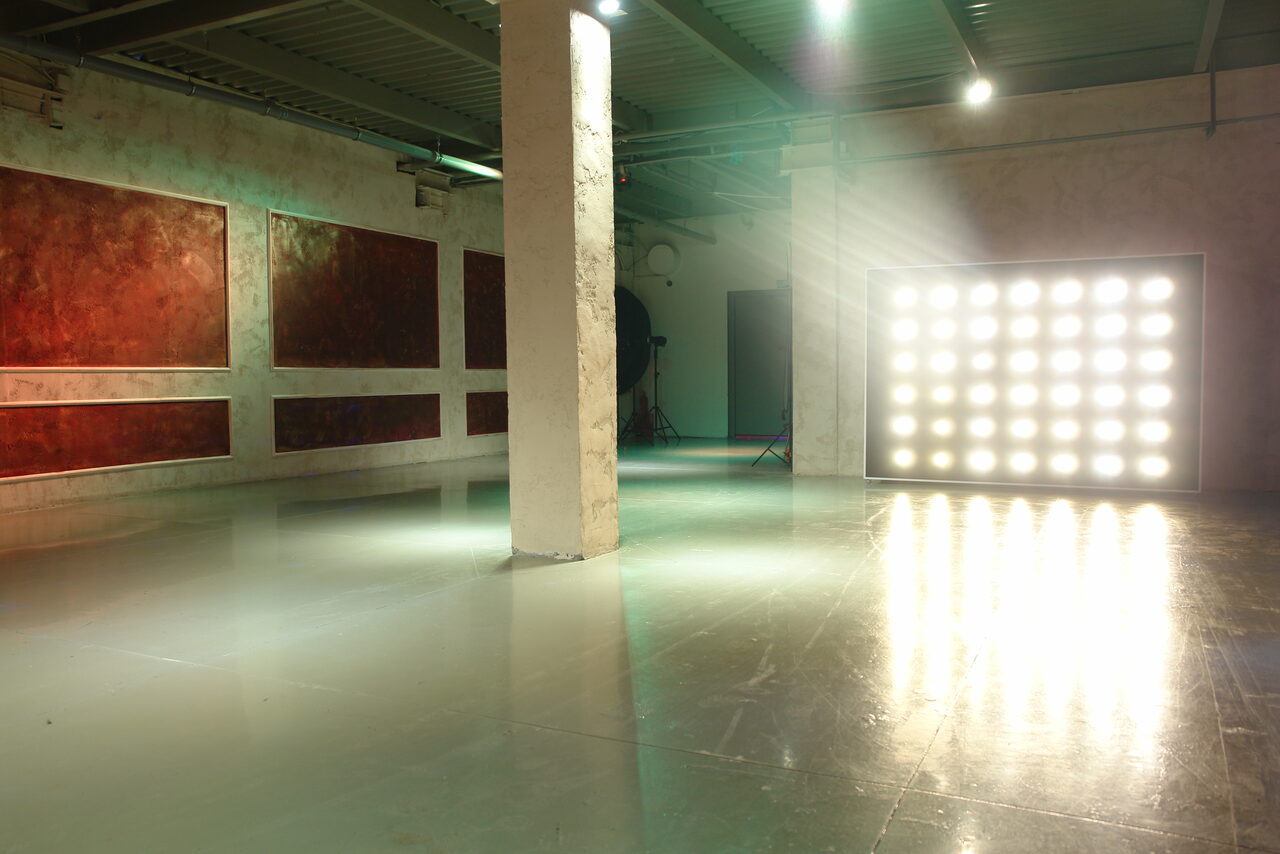 Арендовать SunlightStudio