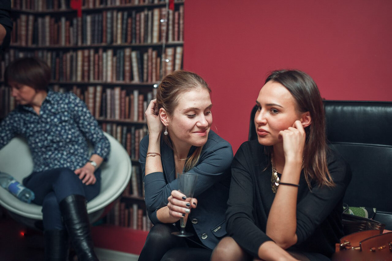 Арендовать Уютное место для бизнес-встреч