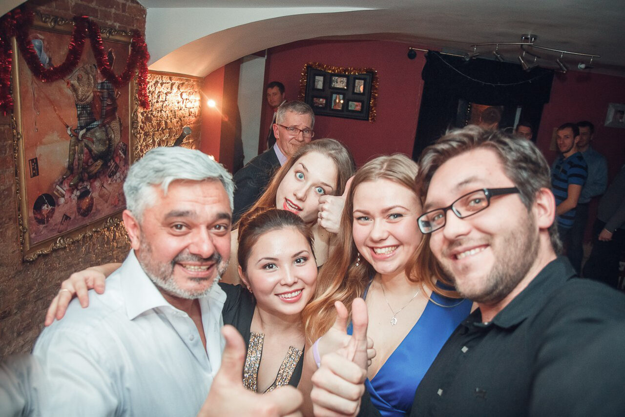 Арендовать Уютное место для бизнес-встреч