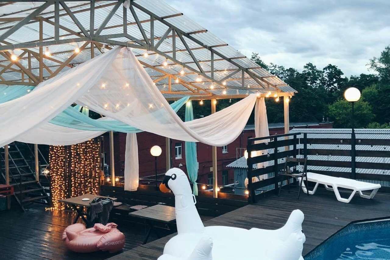 Арендовать Loft LEVEL 19 на заводе Кристалл. Крыша для вечеринок