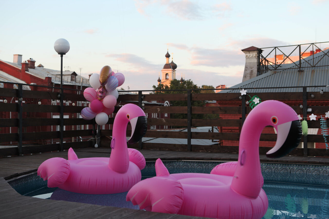 Арендовать Loft LEVEL 19 на заводе Кристалл. Крыша для вечеринок