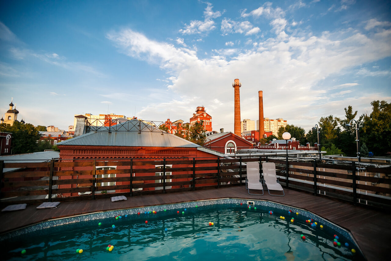 Арендовать Loft LEVEL 19 на заводе Кристалл. Крыша для вечеринок