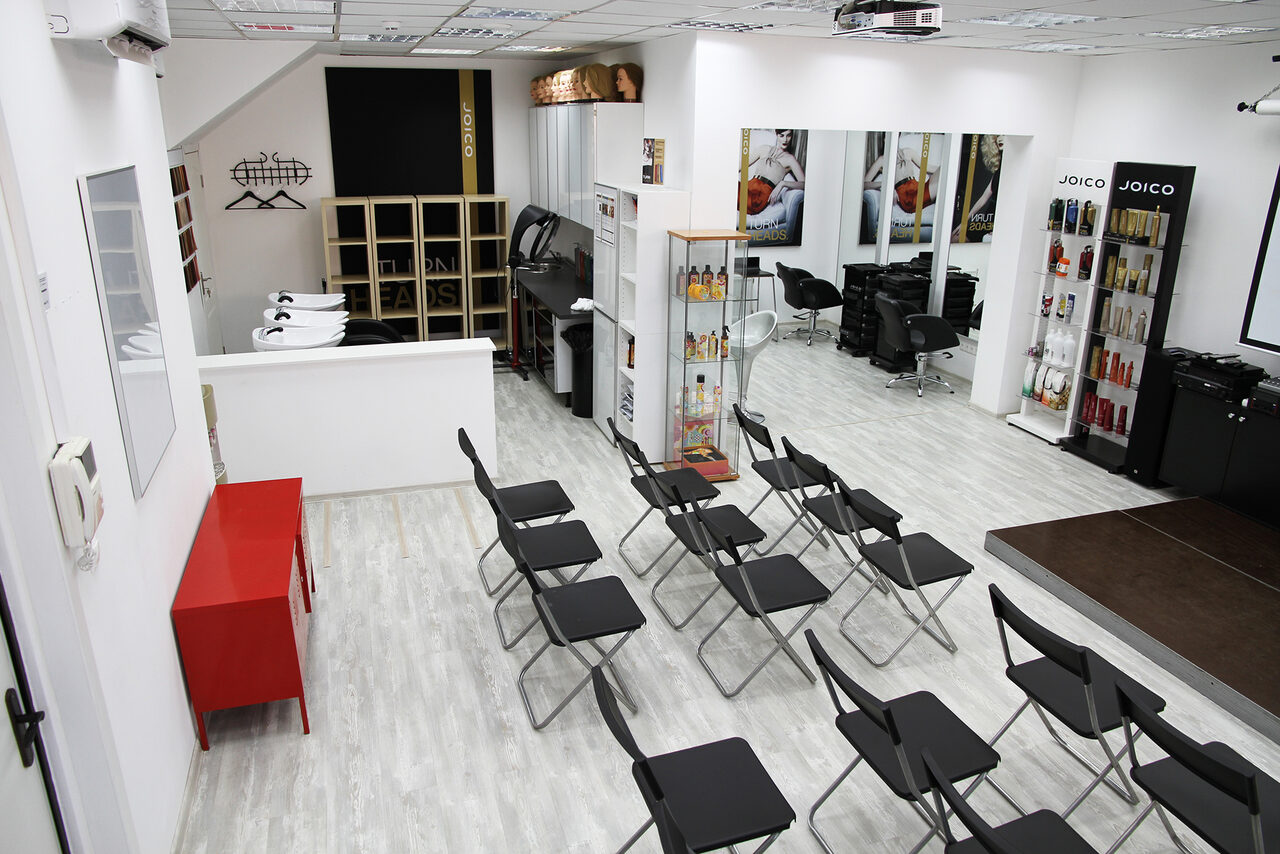 Арендовать JOICO Зал в бизнес-центре на пару часов