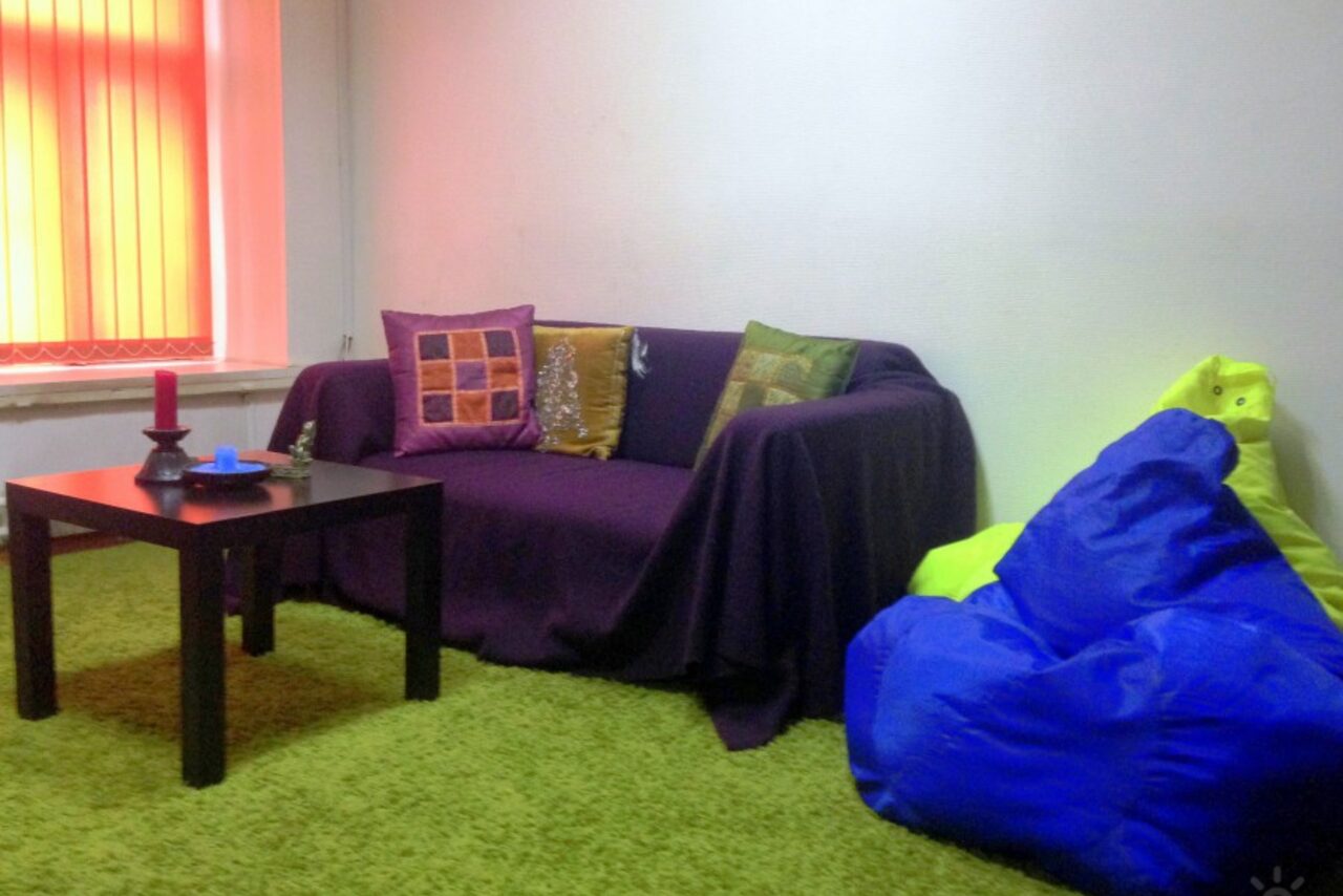 Арендовать Уютный зал 