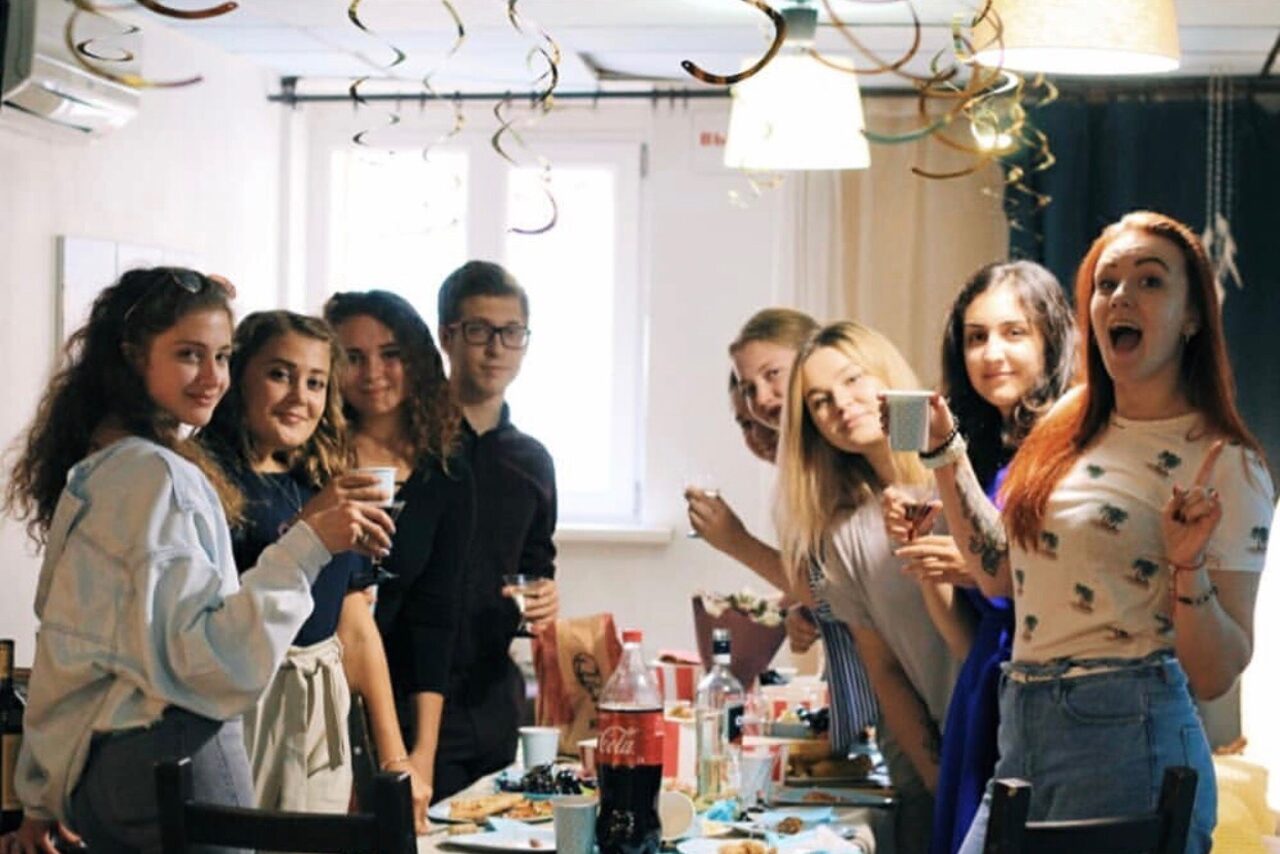 Арендовать Лофт Дом у моря Арт-лофт + концертная площадка для праздника