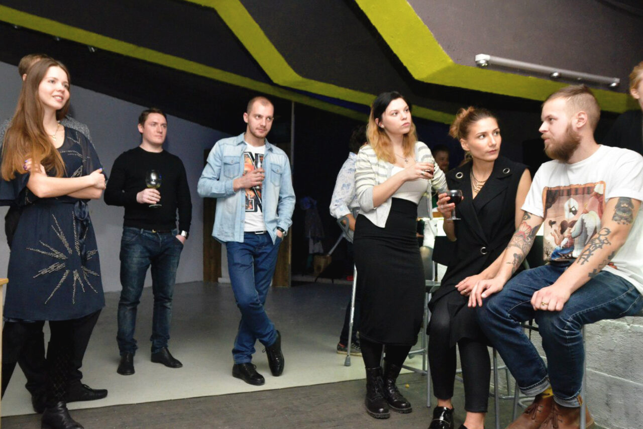 Арендовать Лофт со звуком и светом для вечеринки