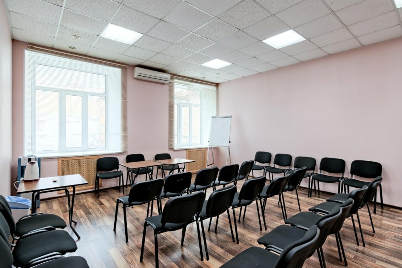 Арендовать Конгресс Холл 