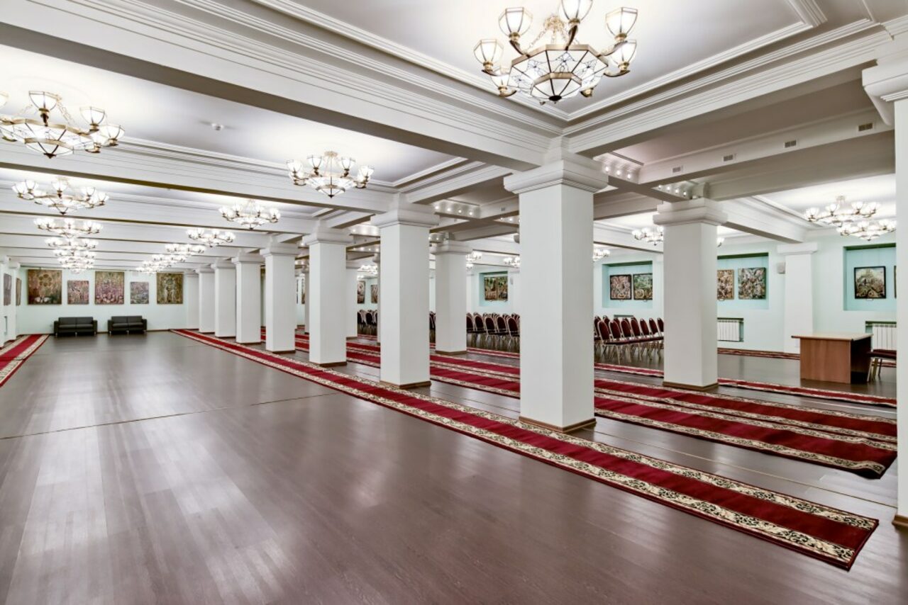 Арендовать Конгресс Холл