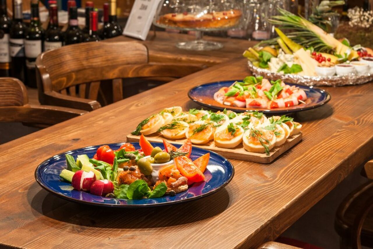 Арендовать Декабрист Стейкбар