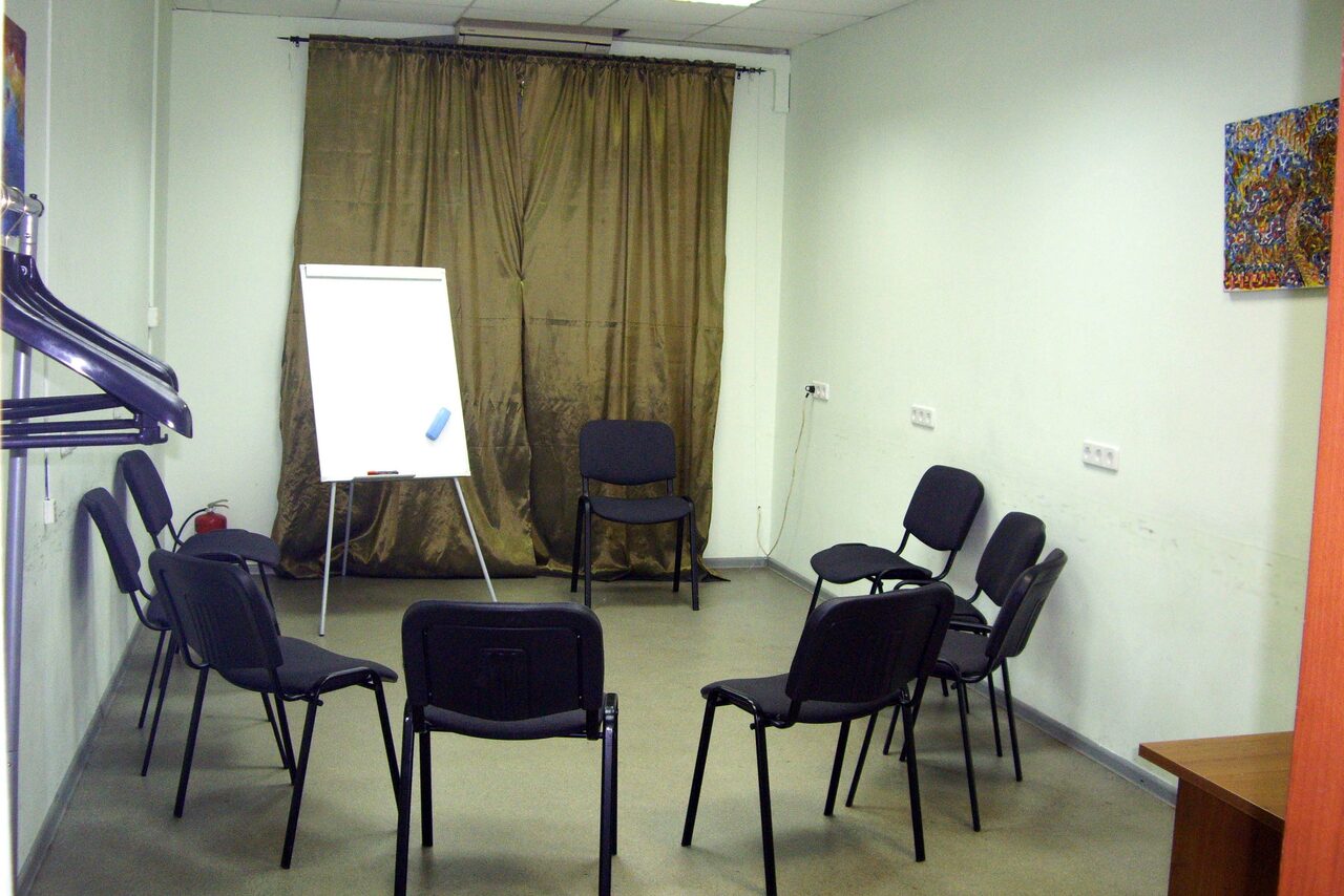 Арендовать Luckyspace Снять зал для тренинга