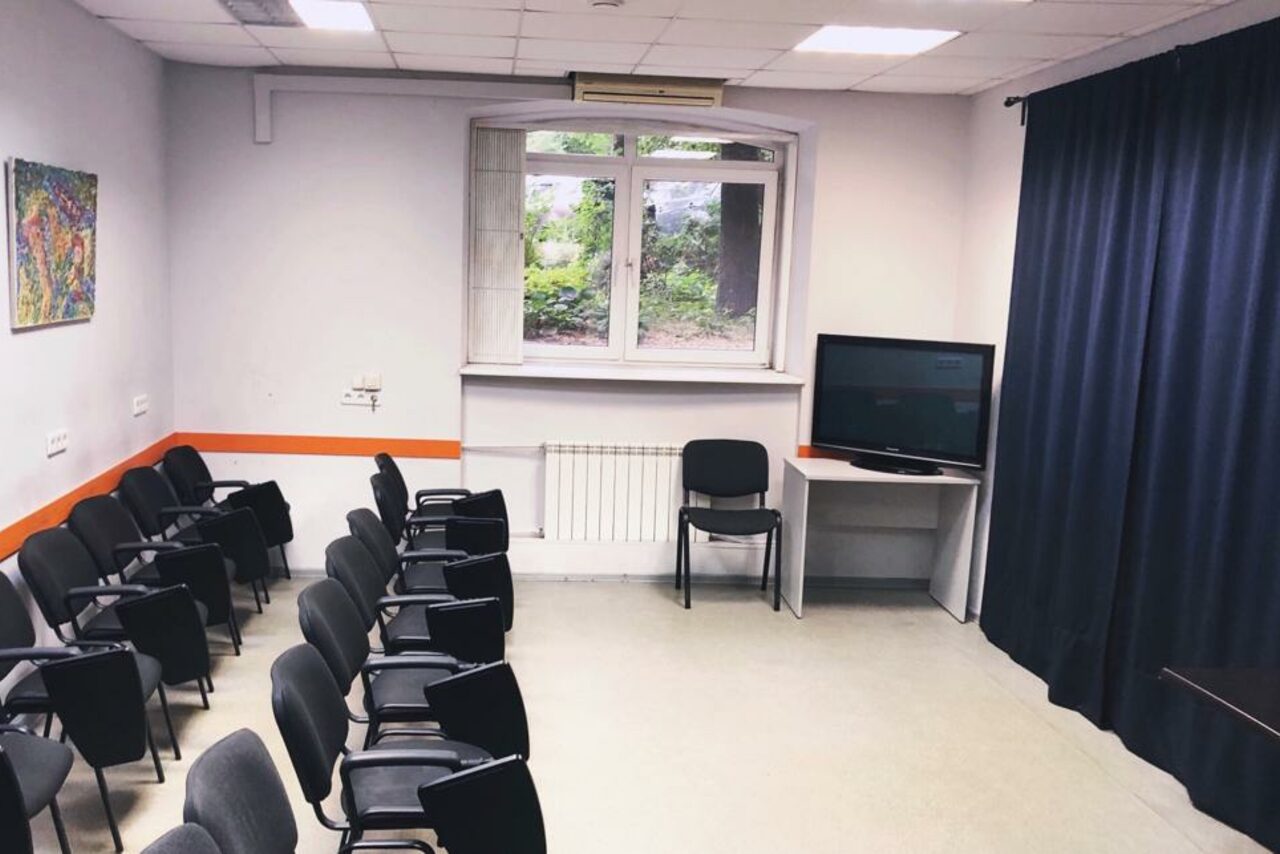 Арендовать Luckyspace Зал для тренингов и телесных практик