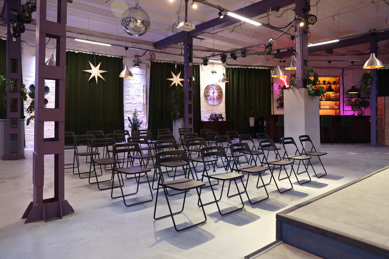 Арендовать Лофт Комната. Уютный лофт для вечеринок 