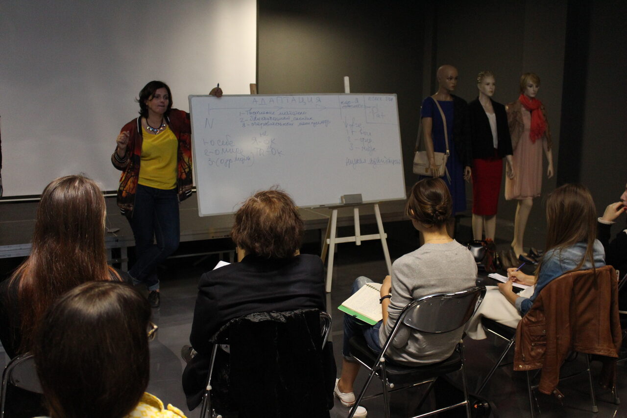 Арендовать АйБи ГРУПП Площадка для конференций, показов, тренингов