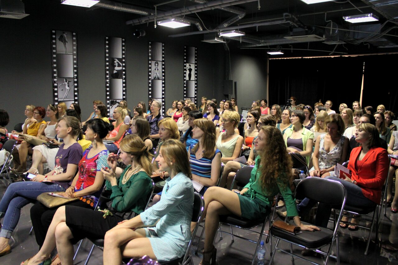 Арендовать АйБи ГРУПП Площадка для конференций, показов, тренингов