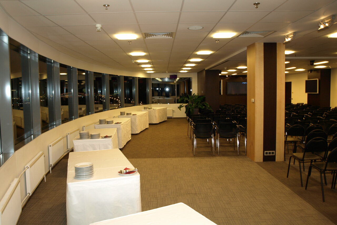 Арендовать Японский Дом, бизнес-центр