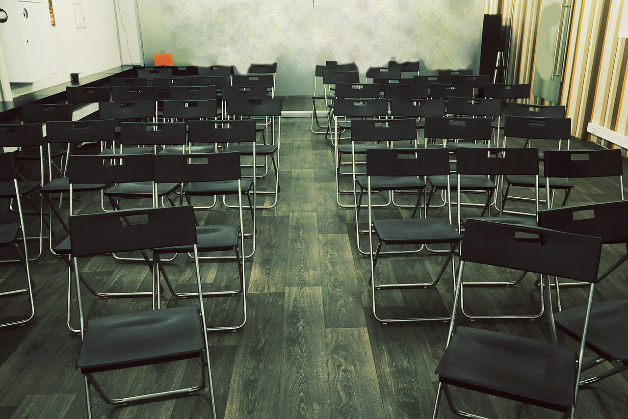 Арендовать Конференц-зал в клубном офисе