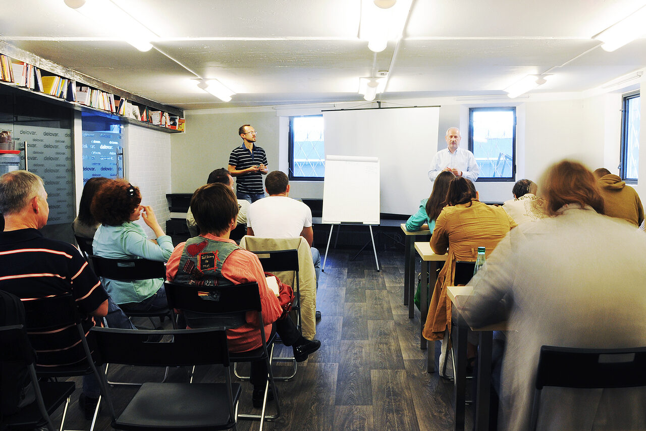 Арендовать Конференц-зал в клубном офисе