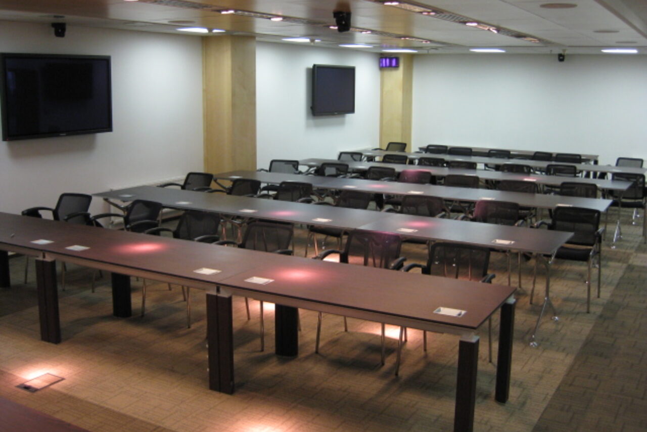 Арендовать Японский Дом, бизнес-центр