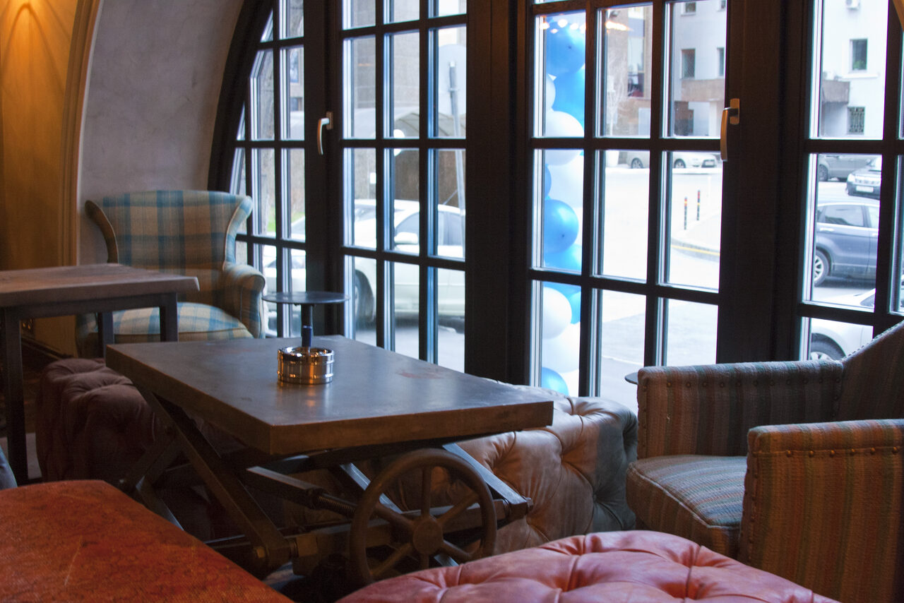 Арендовать Гастробар Simon Says