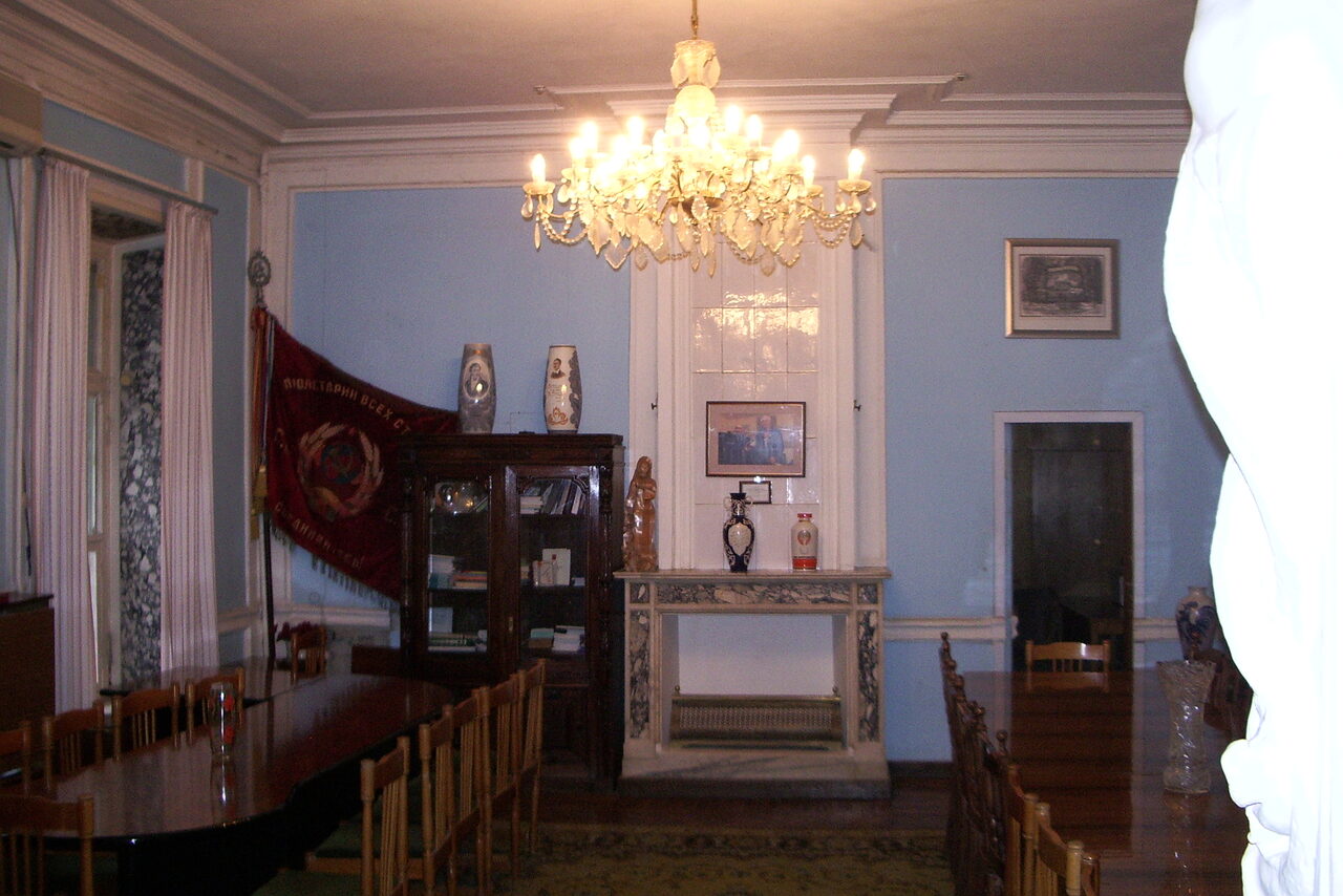 Арендовать Каретный двор