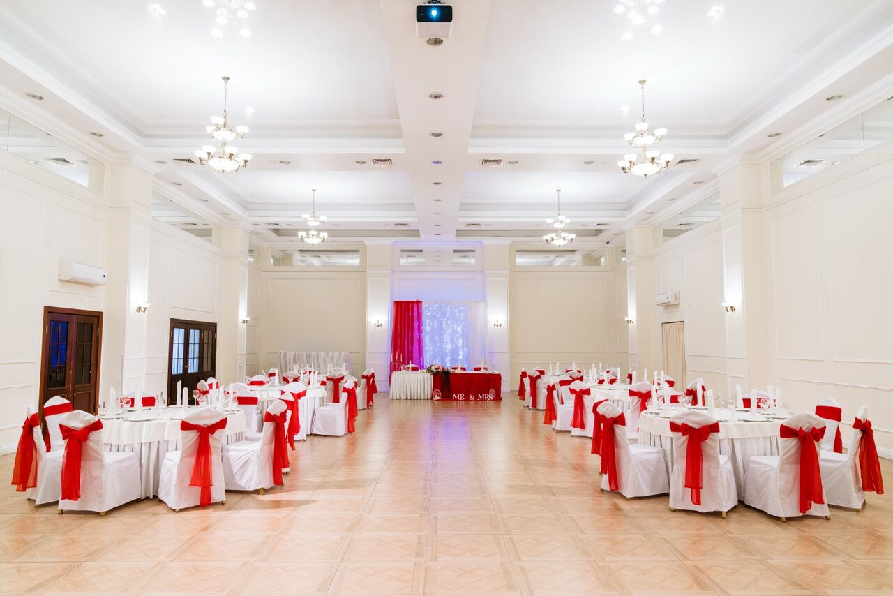 Арендовать Отель Полюстрово