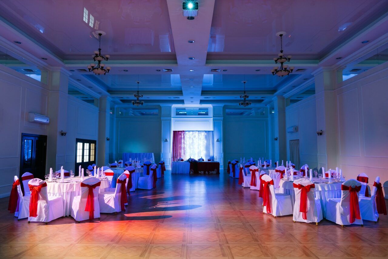 Арендовать Отель Полюстрово